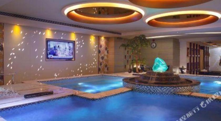 Dongguan Silver World Garden Hotel Exterior photo