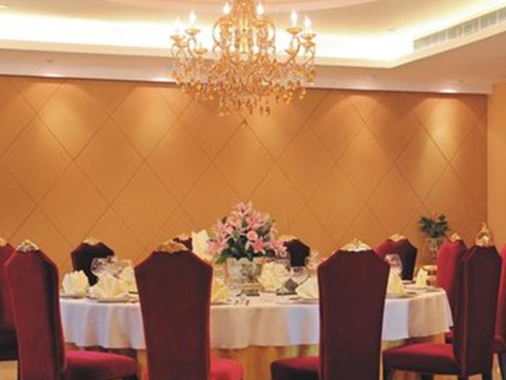 Dongguan Silver World Garden Hotel Exterior photo