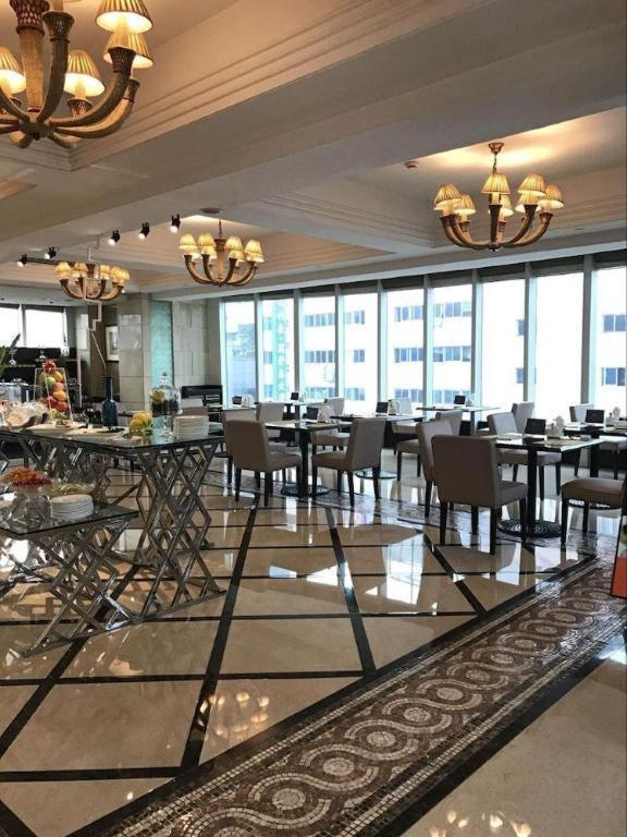 Dongguan Silver World Garden Hotel Exterior photo